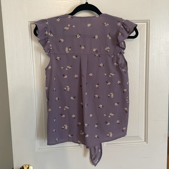 Monteau Small Womens Top Ruffles Purple Light Flowers Tie Bottom Style 28530 - Picture 2 of 8
